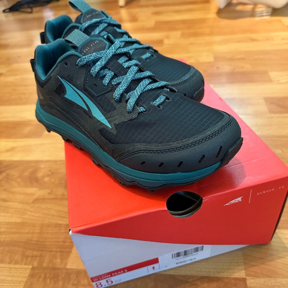 Altra Lone Peak 6